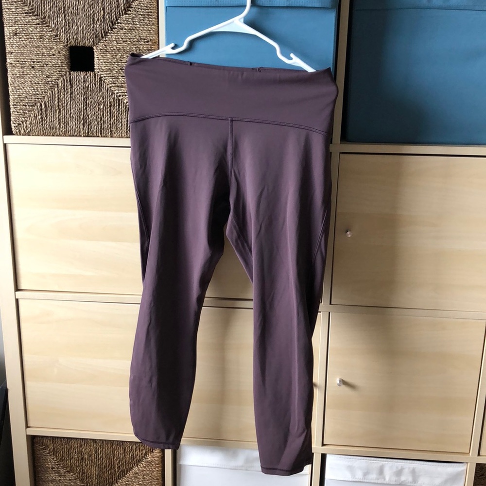 athletic leggings